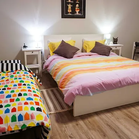 The Retreat - Peniche Homestay